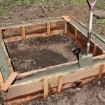 Hacer camas de concreto: paso 2