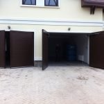 Puertas batientes de garaje