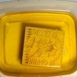 Procesamos el molde con aceite de linaza.