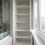 Gabinete blanco incorporado