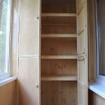 Gabinete con estantes