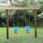 Columpio de plástico para el patio de recreo