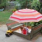Caja de arena de madera de bricolaje