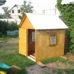 Casa de madera contrachapada casera