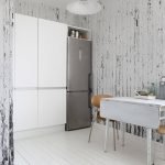 Forro blanco en el interior de la cocina