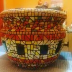 Decoración de macetas de mosaico