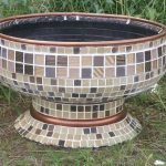 Maceta decorada con mosaico