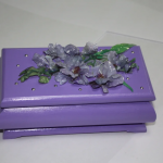 Caja púrpura