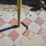 Azulejos alrededor del pilar
