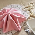 Servilleta rosa para servir