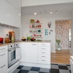 Piso de ajedrez en la cocina