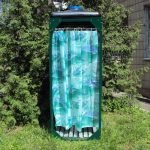 Cortinas para una ducha de verano.