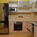 Cocina con electrodomesticos