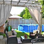Pérgola con cortinas
