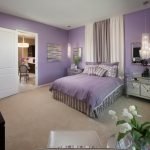 Tonos lilas en el dormitorio
