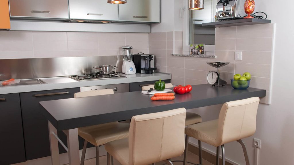 Loftkjøkken med frokostbar