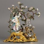 Estatuilla de porcelana