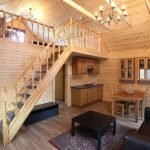 Cocina debajo de las escaleras