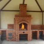 Chimenea en la glorieta