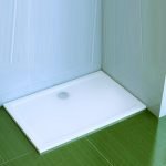 Azulejo verde en el piso
