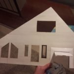 Cortamos las ventanas y hacemos las puertas de la escotilla para el baño.