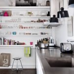 Cocina en blanco