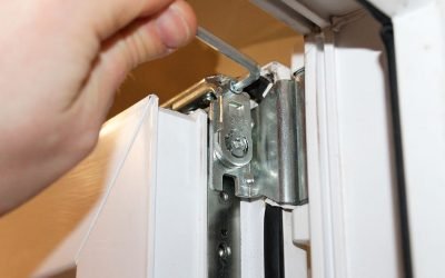 Cómo ajustar las ventanas de plástico usted mismo