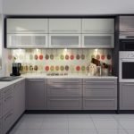 La disposición de los equipos en la cocina.