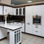 Horno empotrado en la cocina