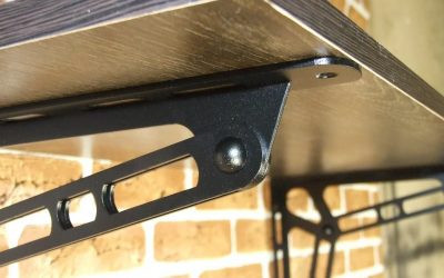 Soportes de pared: soportes, esquinas, bisagras ocultas.