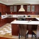 Azulejos de cocina en el piso
