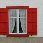 Ventanas con plataformas y persianas