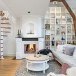 Sala de estar con chimenea