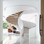 Piso blanco en el interior