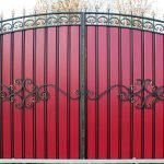 Puerta forjada