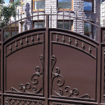 Puerta de metal