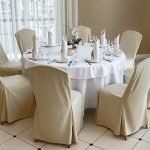 Decoración de mesa y silla