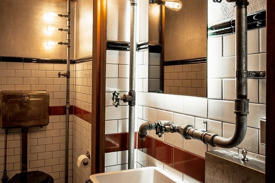 Kako zatvoriti cijevi u WC-u