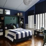 Cama en la habitación