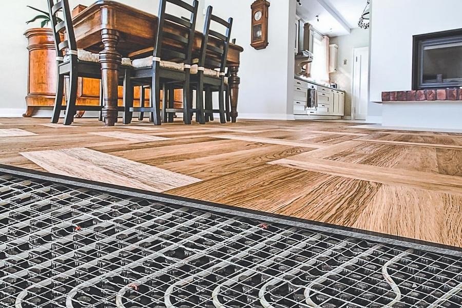 Varmt gulv under laminatet