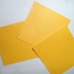 Cortar cuadrados de 8x8 cm.