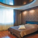 Luces sobre la cama
