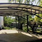 Hormigon en el patio