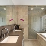Baño grande