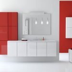 Muebles rojos y blancos