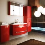 Muebles luminosos en el baño.