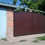 Parcela con garaje