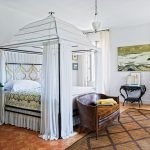 Canopy en la cama