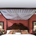 Canopy en la cama