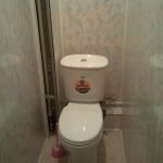 Paneles de plástico en el baño